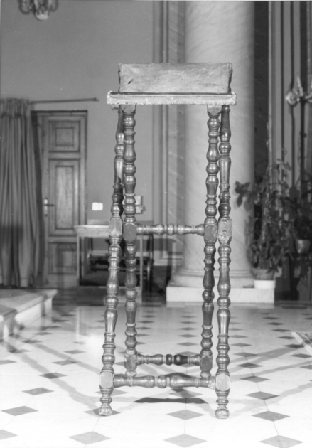 leggio - ambito versiliese (sec. XVII)