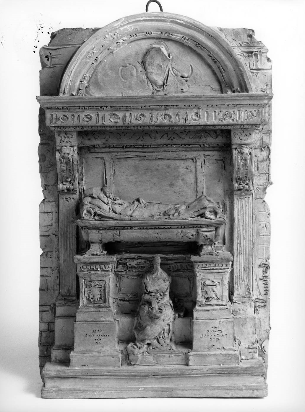 scultura di Lucchesi Urbano (ultimo quarto sec. XIX)