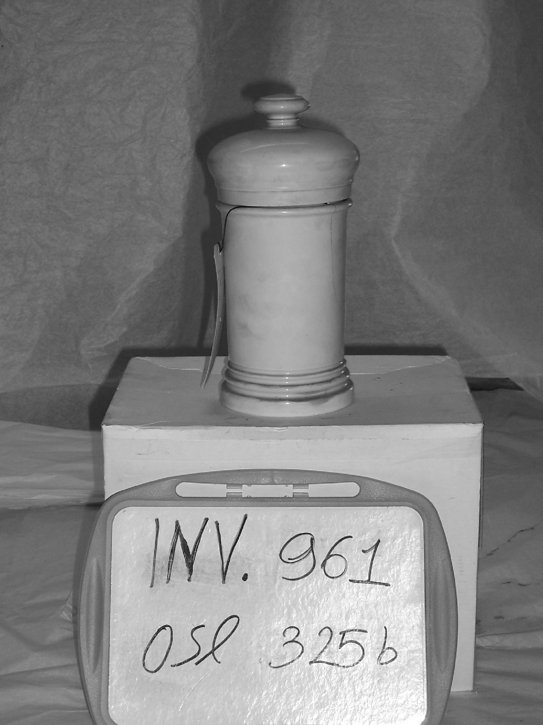 vaso da farmacia - ambito toscano (sec. XVIII)