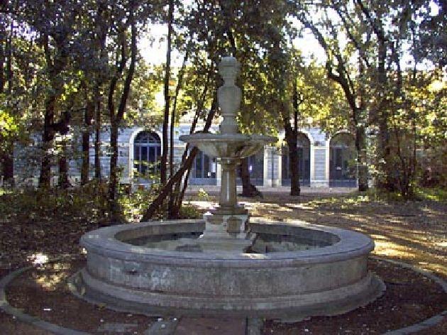 fontana - bottega italiana (prima metà sec. XX)