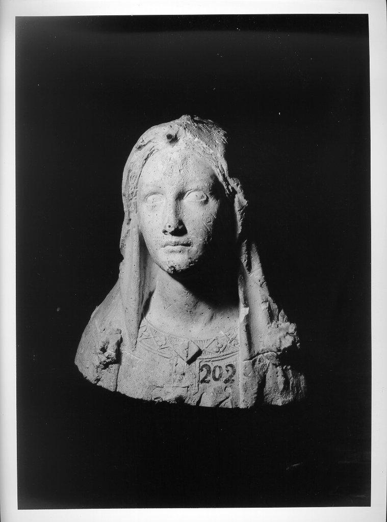 busto femminile velato (busto, elemento d'insieme) - bottega italiana (inizio sec. XX)