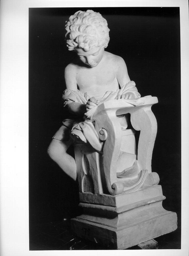 fanciullo che scrive (statua, opera isolata) - bottega italiana (prima metà sec. XIX)