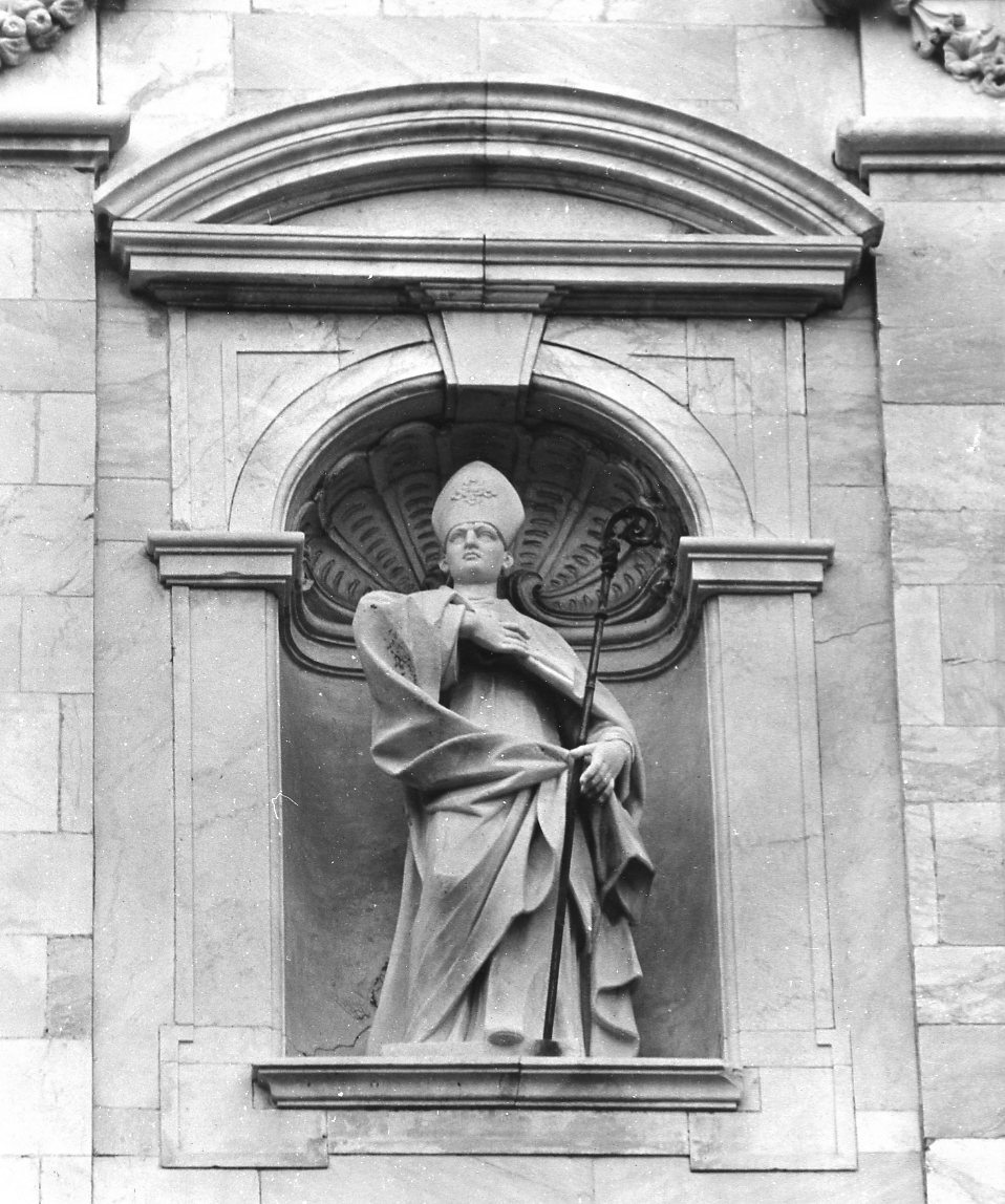 Sant' Ugo, Sant'Antelmo (statua, serie) di Iorio Diego, Franchi Pompeo (sec. XVIII)