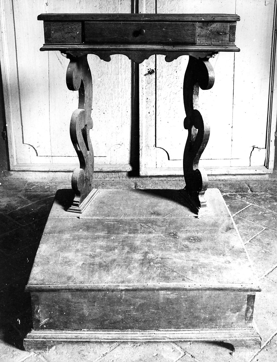 inginocchiatoio - bottega pisana (sec. XVIII)