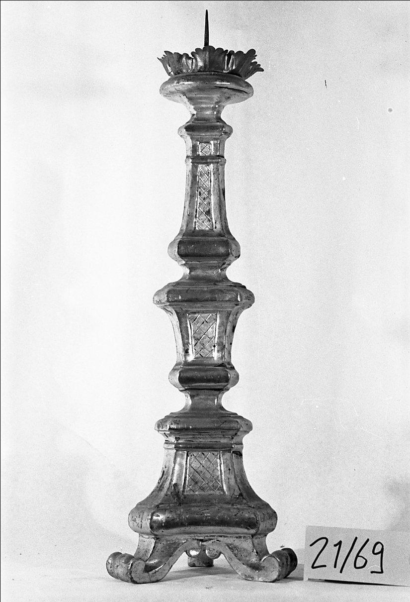 candeliere, serie - bottega pisana (seconda metà sec. XVIII)
