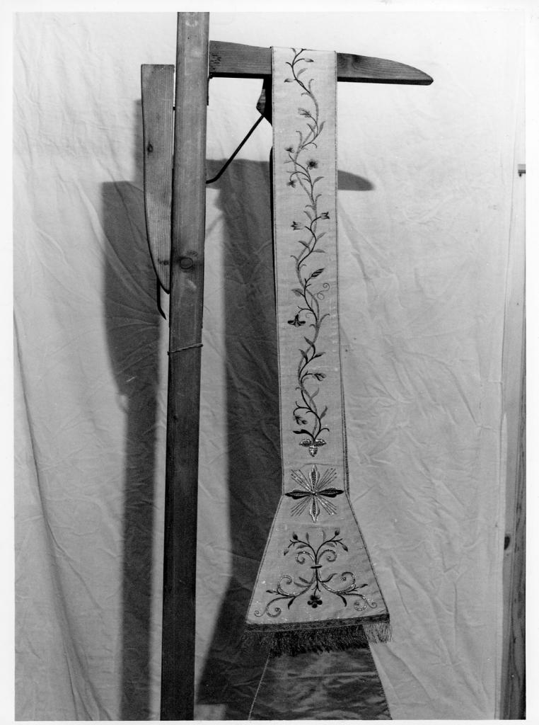 stola, elemento d'insieme - manifattura italiana (sec. XX)