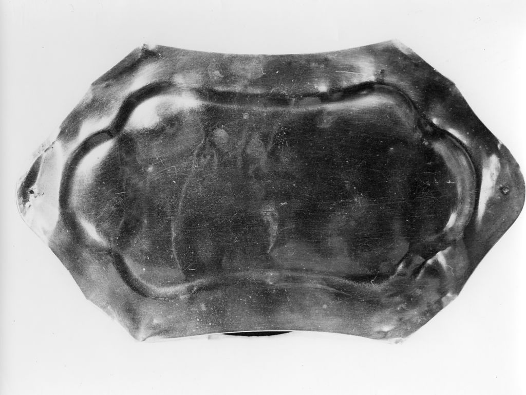 vassoio - bottega toscana (sec. XVIII)