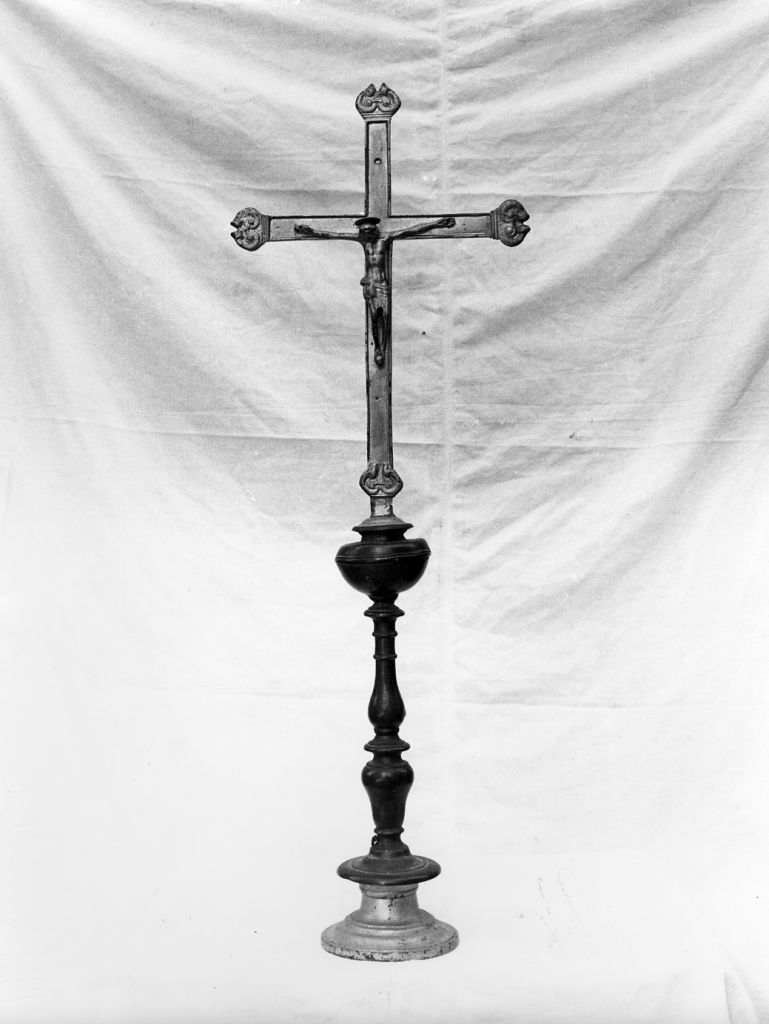croce - bottega toscana (sec. XVII)