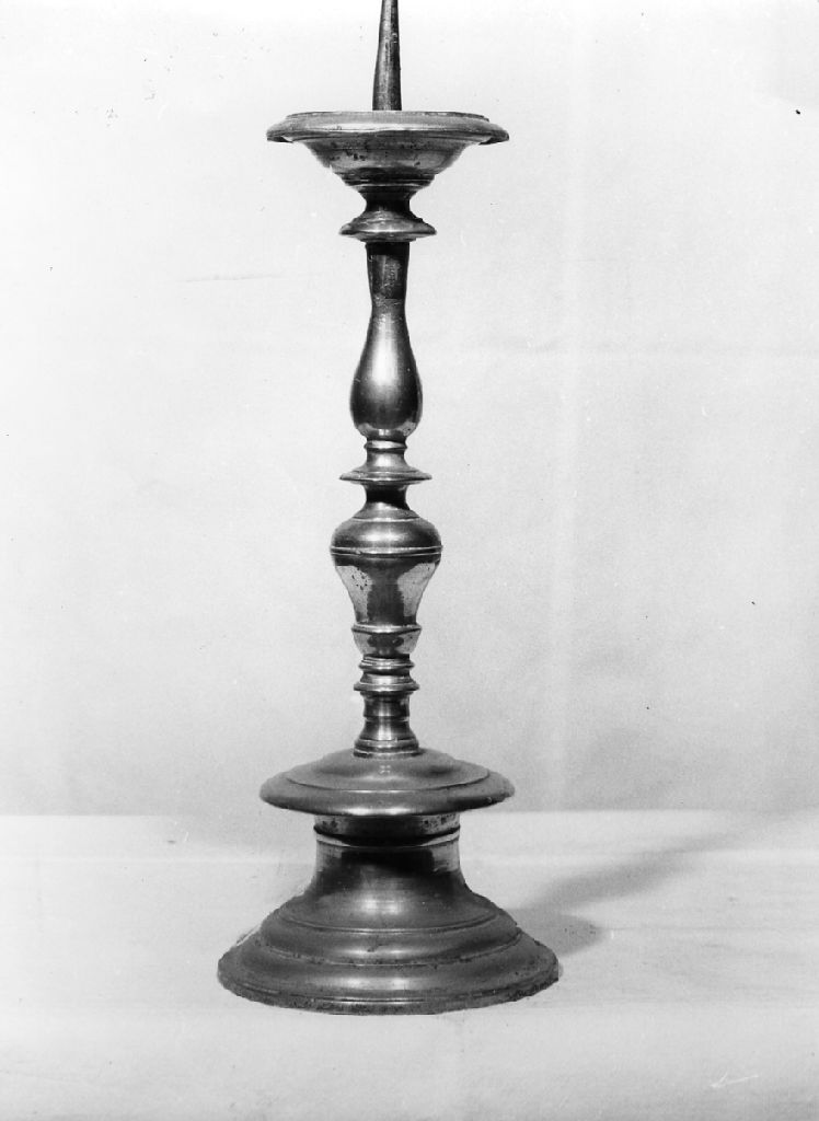 candeliere, serie - bottega toscana (sec. XVIII)