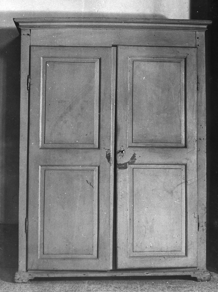 armadio - bottega pisana (prima metà sec. XIX)