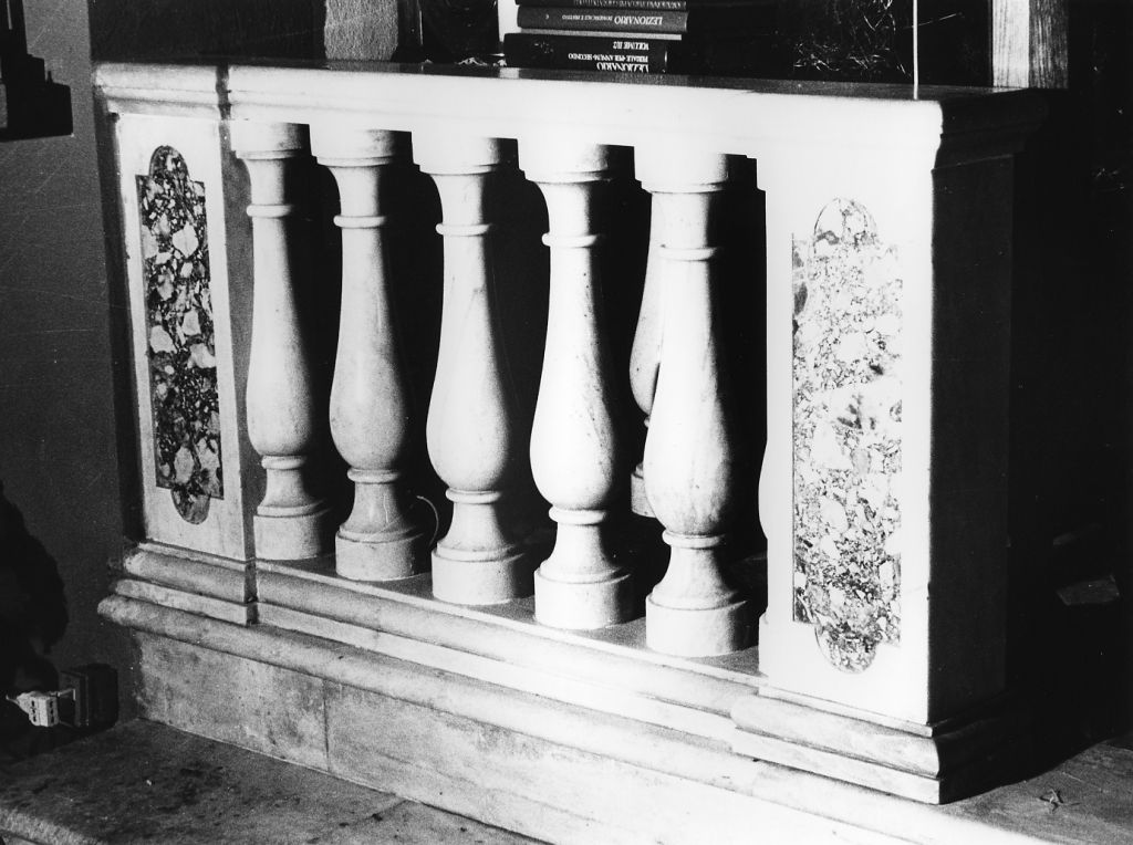 balaustrata - bottega carrarese (primo quarto sec. XX)