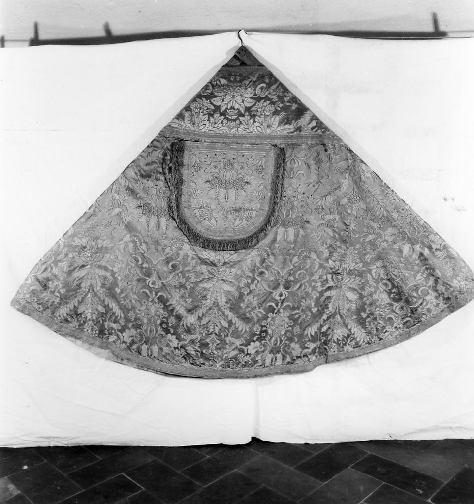 piviale - manifattura italiana (sec. XVIII)