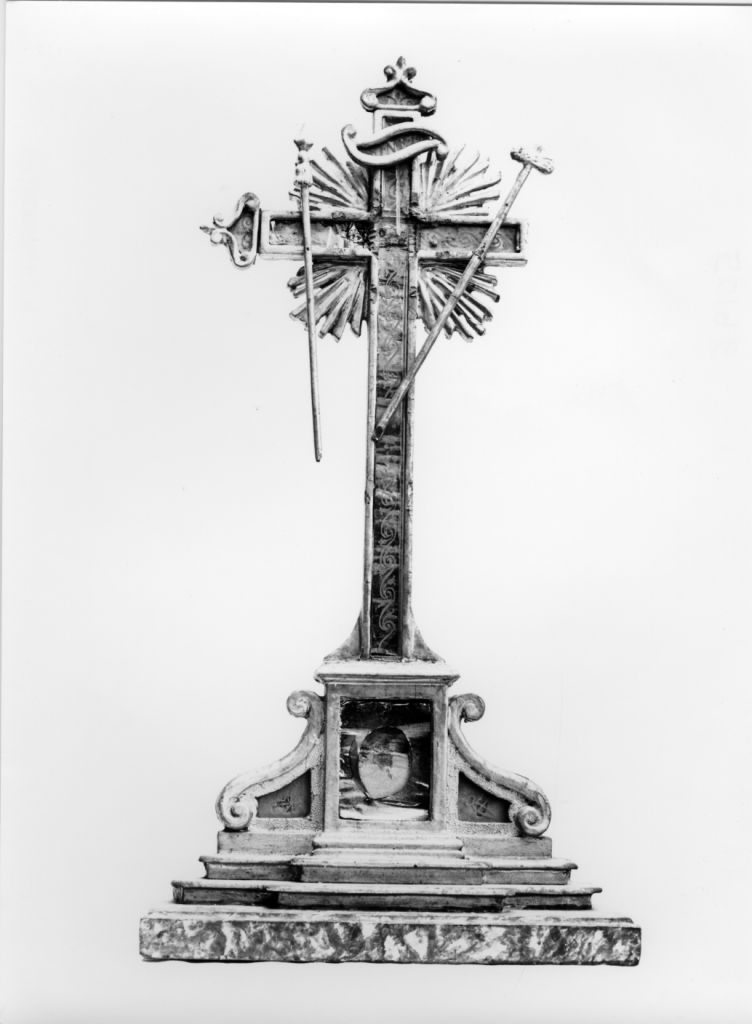 reliquiario - a croce - bottega toscana (prima metà sec. XIX)