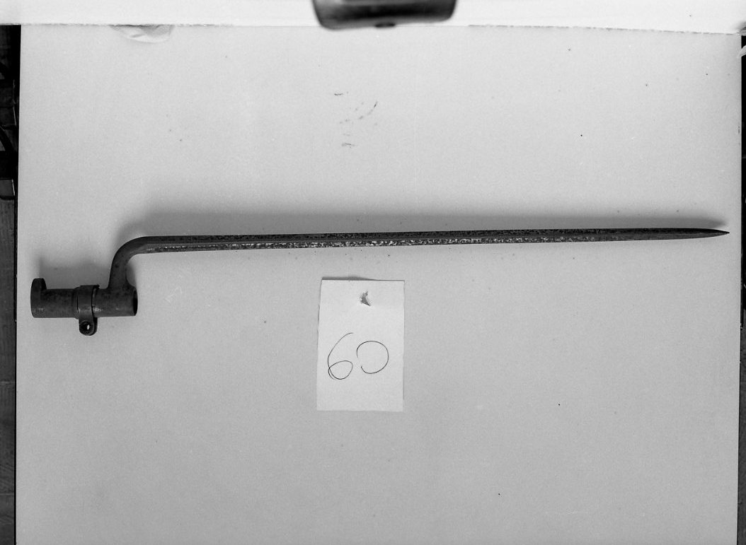 baionetta - a ghiera - produzione austriaca (secondo quarto sec. XIX)