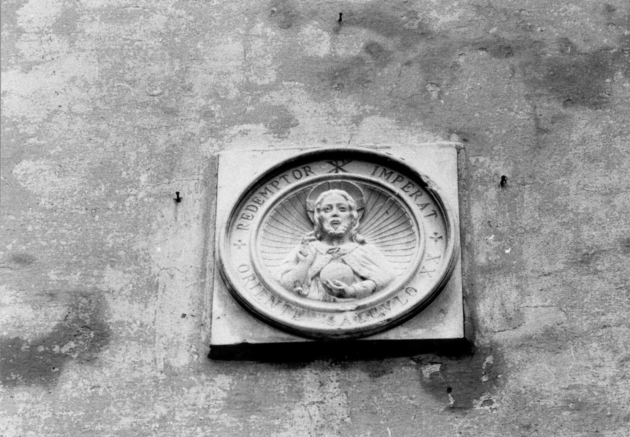 CRISTO BENEDICENTE (rilievo) - bottega apuo-versiliese (inizio sec. XX)