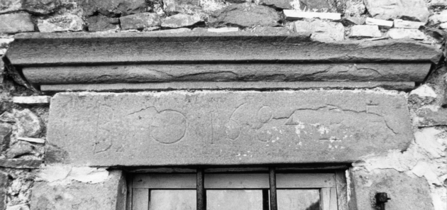 architrave di finestra - bottega toscana (sec. XVII)