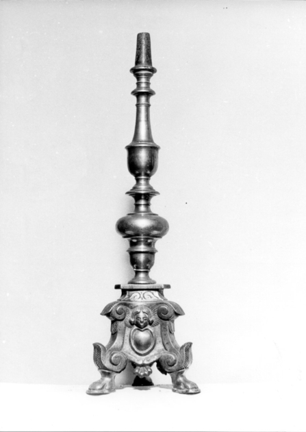 base per croce d'altare, serie - bottega toscana (sec. XVIII)