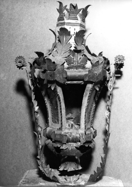 lanterna processionale, serie - bottega toscana (sec. XVIII)
