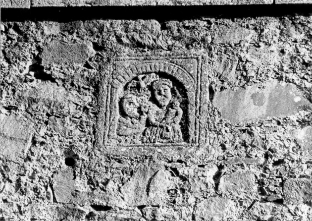 MADONNA CON BAMBINO E SANTO (rilievo) - bottega toscana (sec. XVIII)