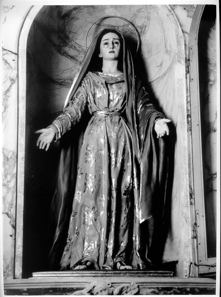 MADONNA ADDOLORATA (statua, opera isolata) - bottega italiana (fine/inizio secc. XVII/ XVIII)