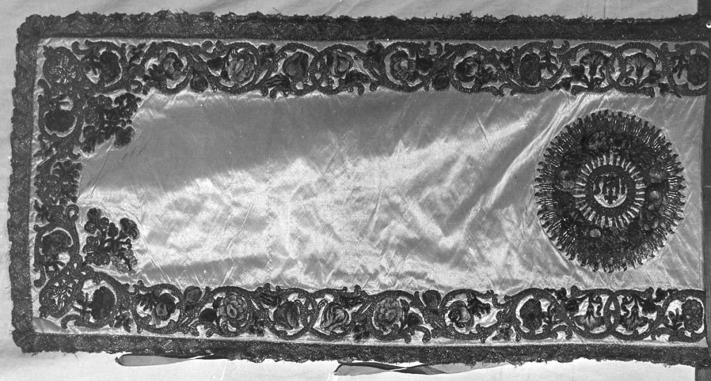 velo omerale - manifattura italiana (inizio sec. XVII)