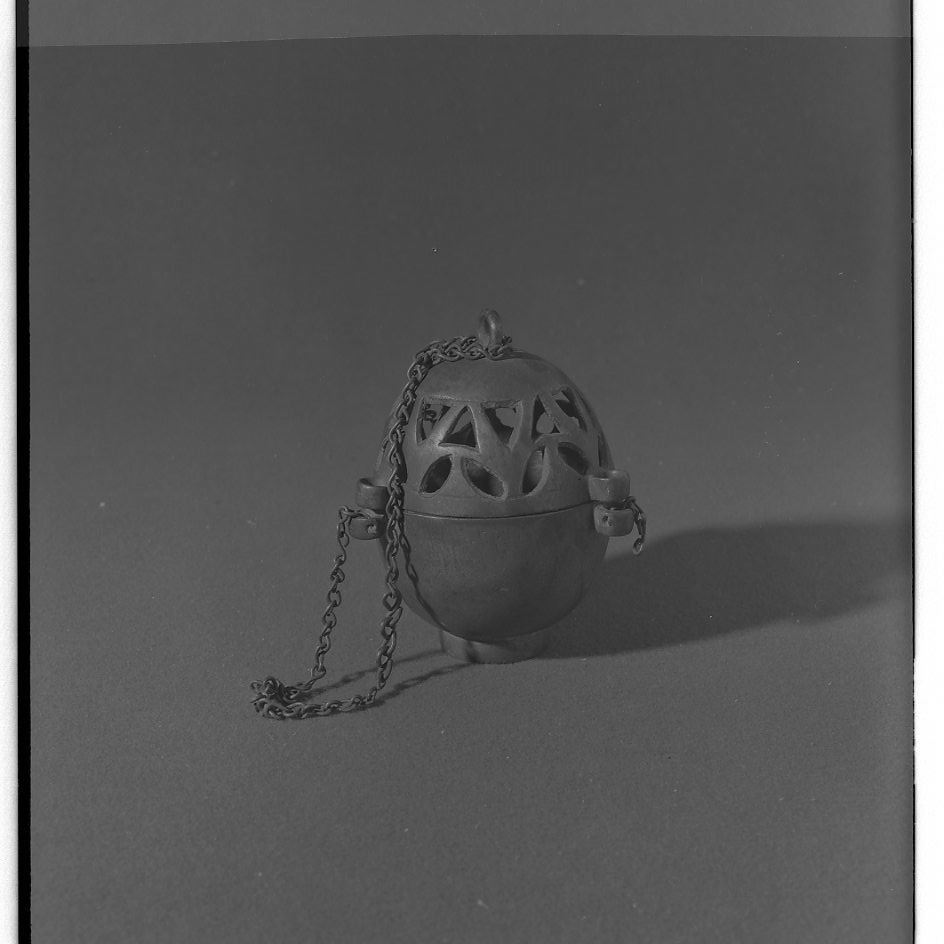 turibolo - a corpo sferico - ambito toscano (sec. XII)