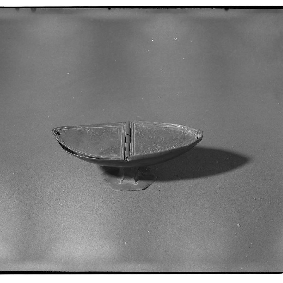 navicella portaincenso - bottega toscana (sec. XIV, sec. XV)