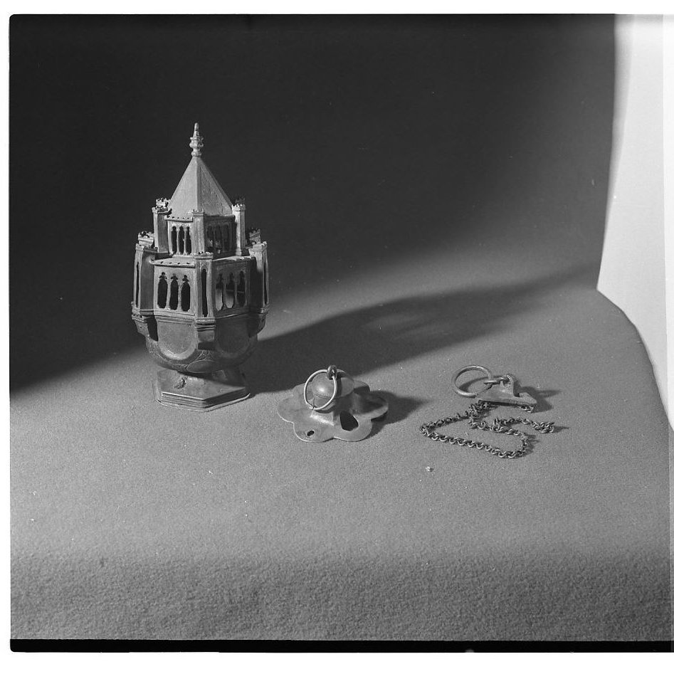 turibolo - a corpo architettonico - bottega toscana (sec. XIV, sec. XV)