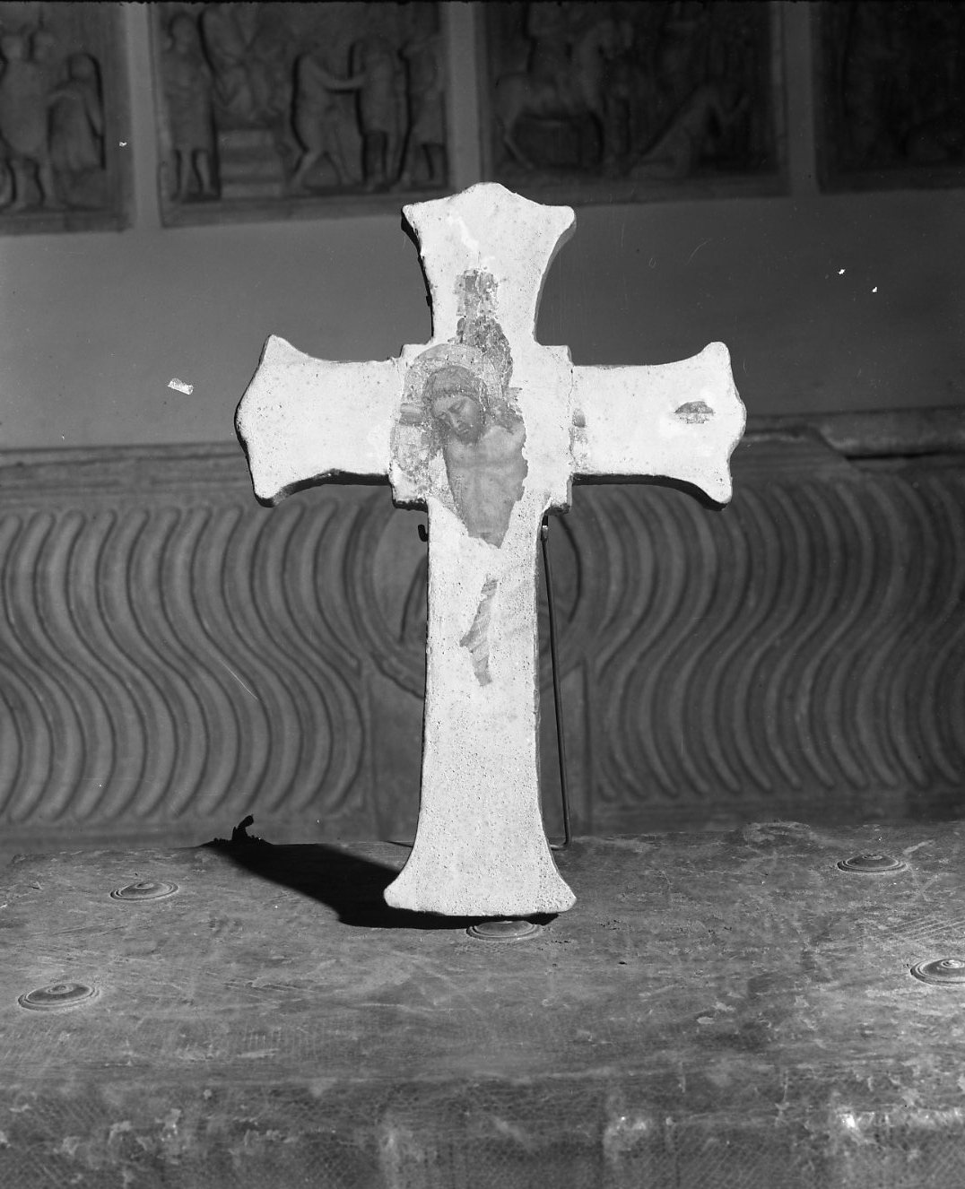 Cristo (croce processionale) - bottega toscana (sec. XIV)