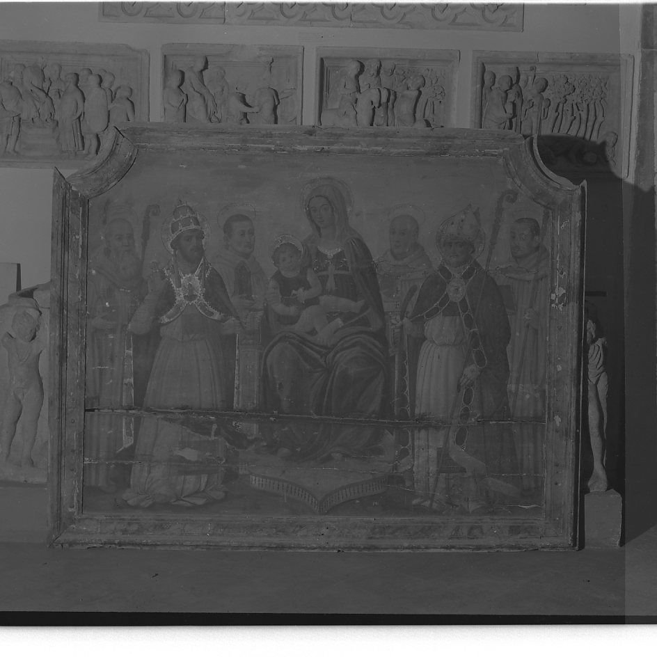 Madonna col Bambino tra i Ss. Cornelio, Cipriano, Romualdo, Andrea Zoerardo, Bonifacio, Macario (dipinto) - ambito fiorentino (sec. XV)