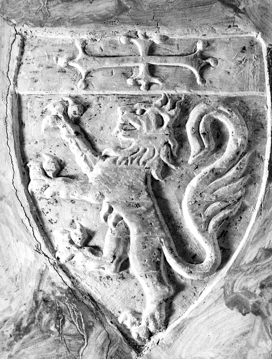 stemma gentilizio (scultura) - bottega toscana (sec. XIV)