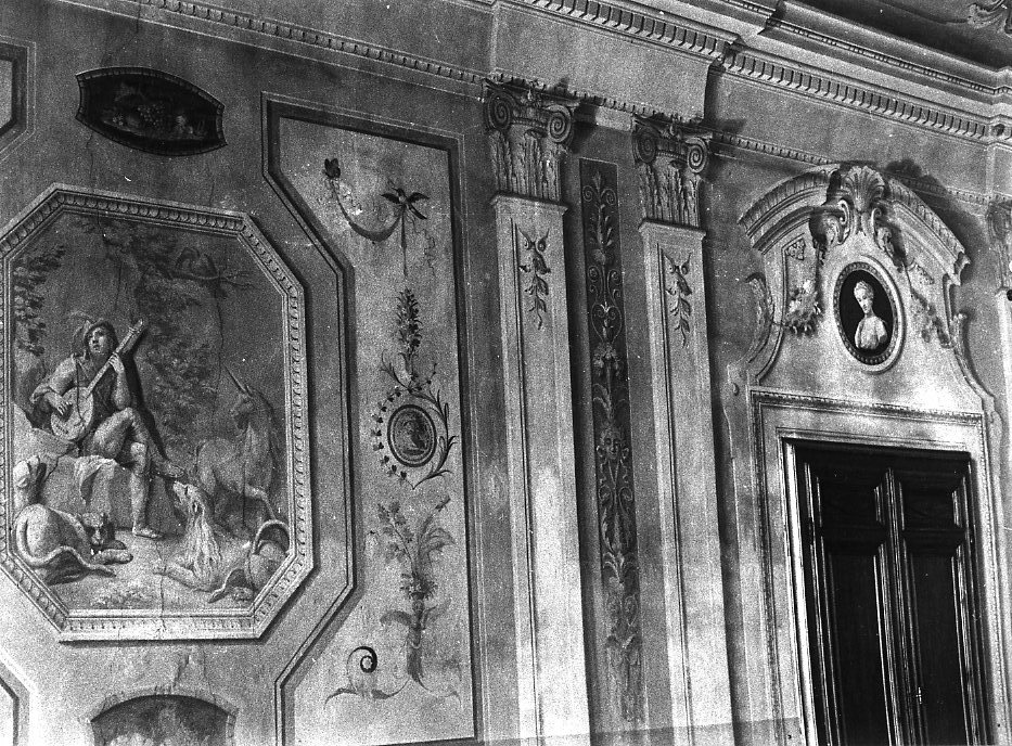 Orfeo incanta gli animali con la musica/ Orfeo che salva Euridice dagli inferi/ il ritrovamento del corpo di Orfeo/ Angeli (decorazione pittorica) di Tempesti Giovanni Battista (e aiuti) (sec. XVIII)