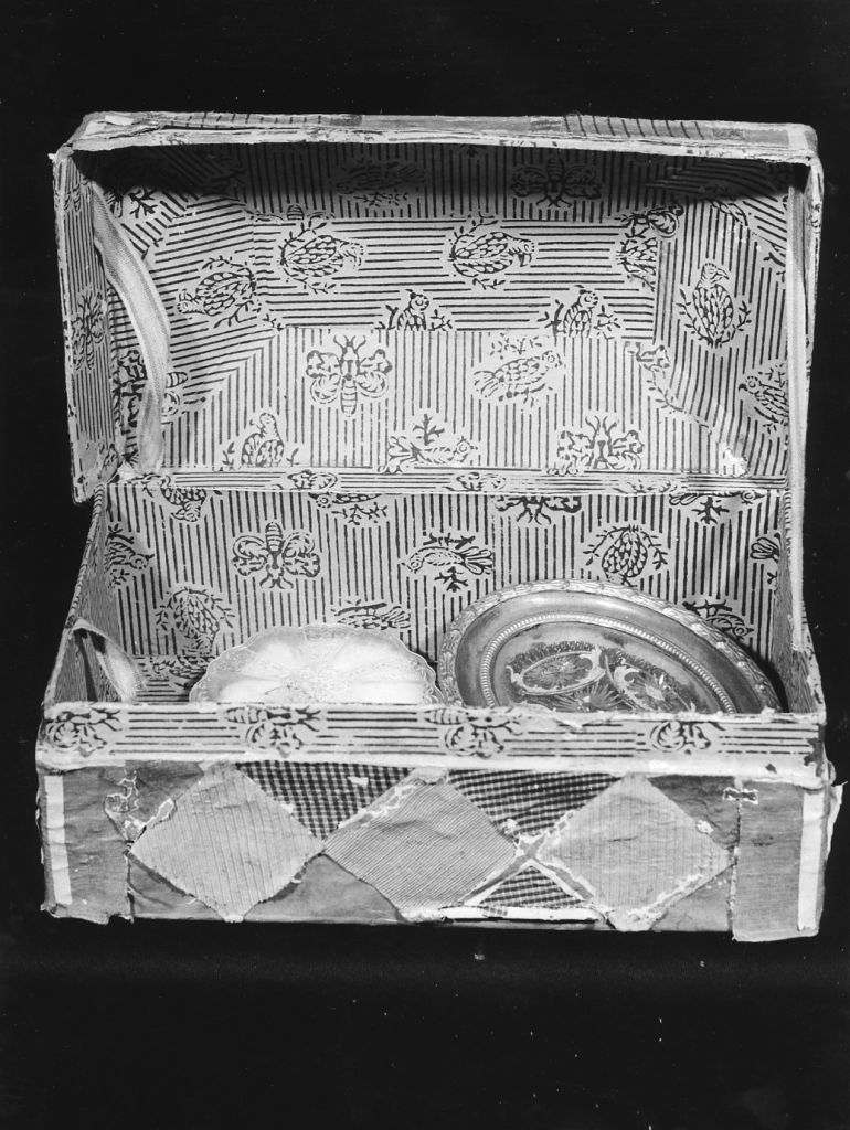 reliquiario a teca - a cassetta - ambito italiano (sec. XVIII)