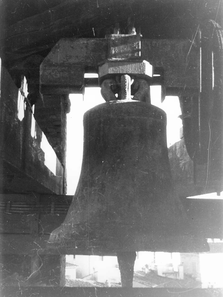 campana da chiesa di Eleonardus di Marcus de Pis (sec. XV)