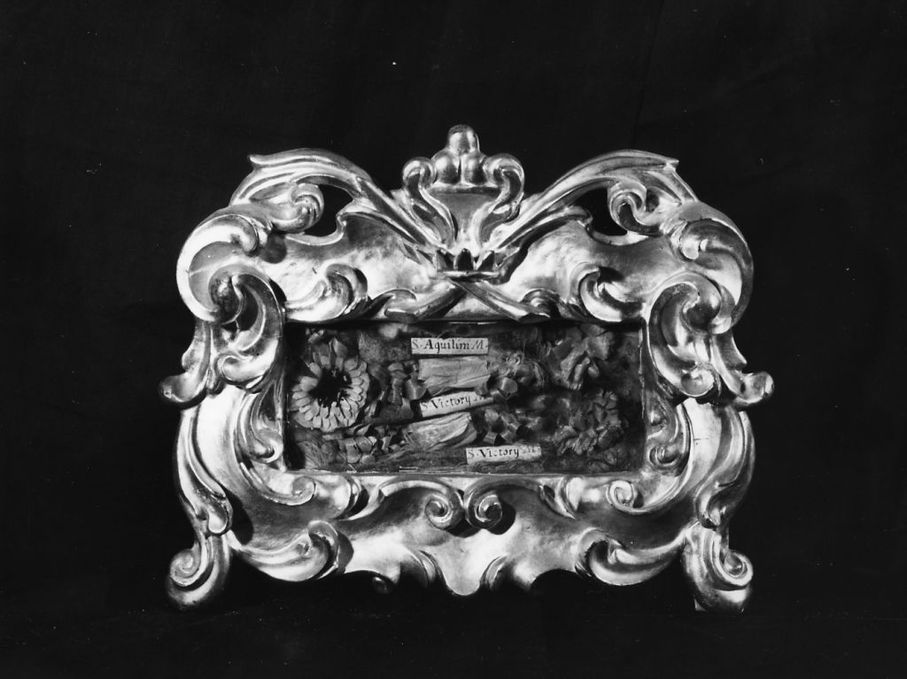 reliquiario a teca - a urna, serie - bottega toscana (sec. XVII)