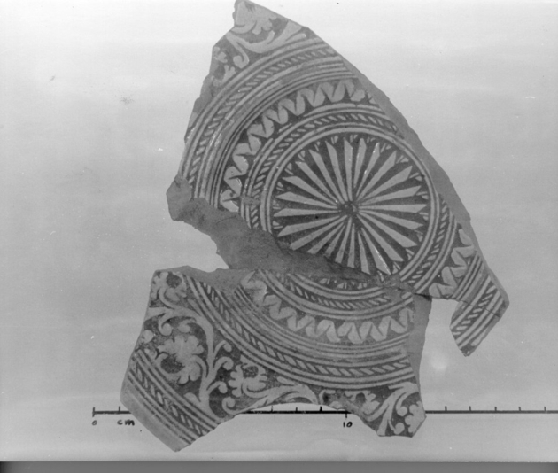 piatto, frammento - bottega italiana (secc. XV/ XVI)