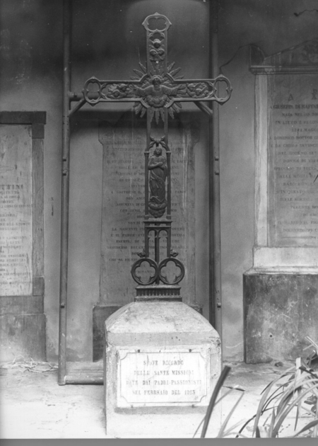 croce - bottega italiana (sec. XX)