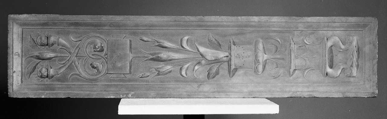 pilastro di Guardi Andrea di Francesco (bottega) (fine sec. XV)