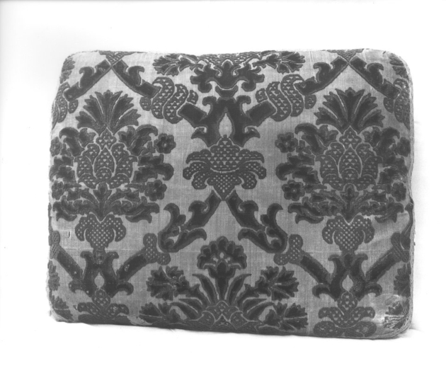 cuscino, coppia - manifattura italiana (sec. XVI)
