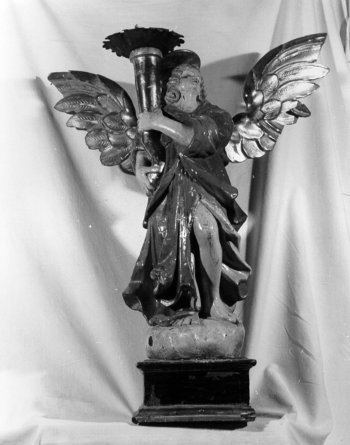 angelo reggicandelabro (statua) - bottega italiana (sec. XVIII)