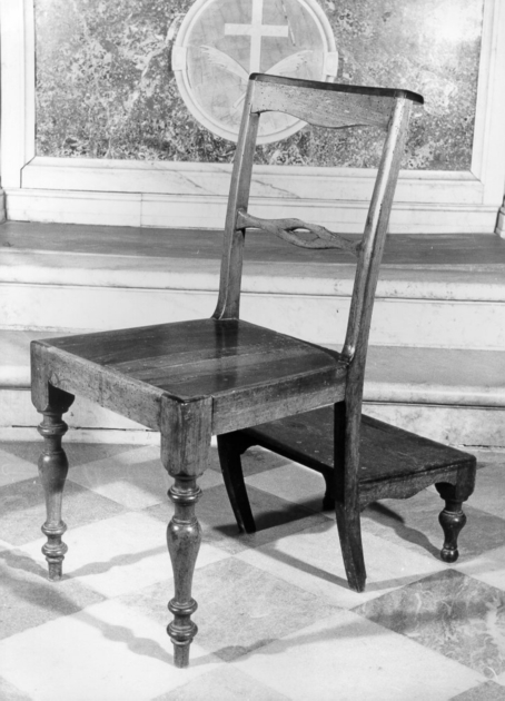 sedia con inginocchiatoio - bottega toscana (inizio sec. XIX)