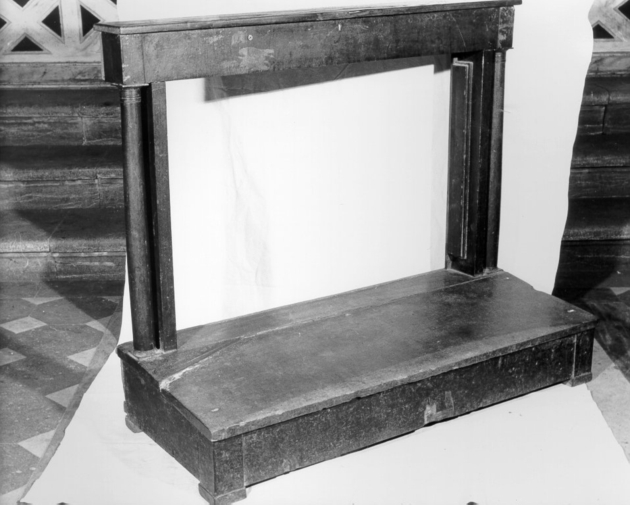 inginocchiatoio, serie - bottega toscana (prima metà sec. XX)