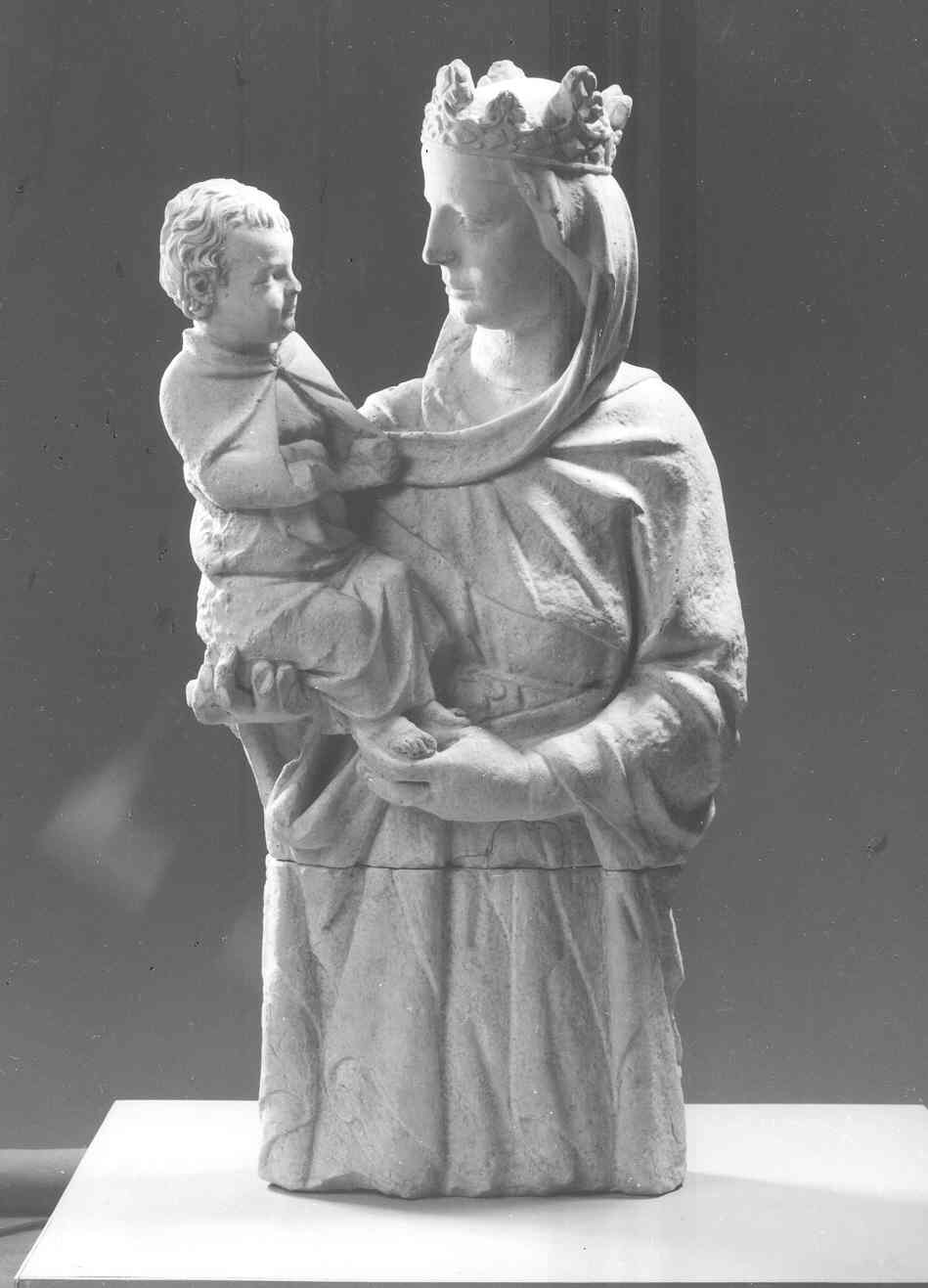 Madonna col bambino, detta "del Colloquio" (scultura, opera isolata) di Giovanni Pisano (fine sec. XIII)