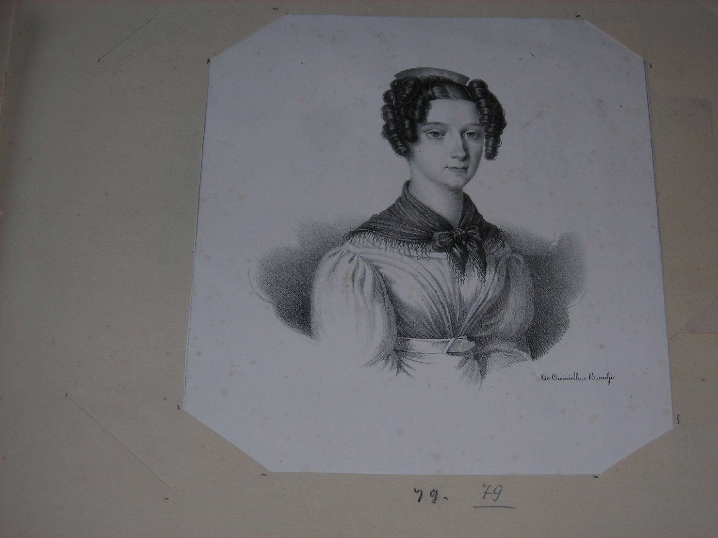 ritratto di donna (stampa) di Cuciniello Domenico, Bianchi (sec. XIX)