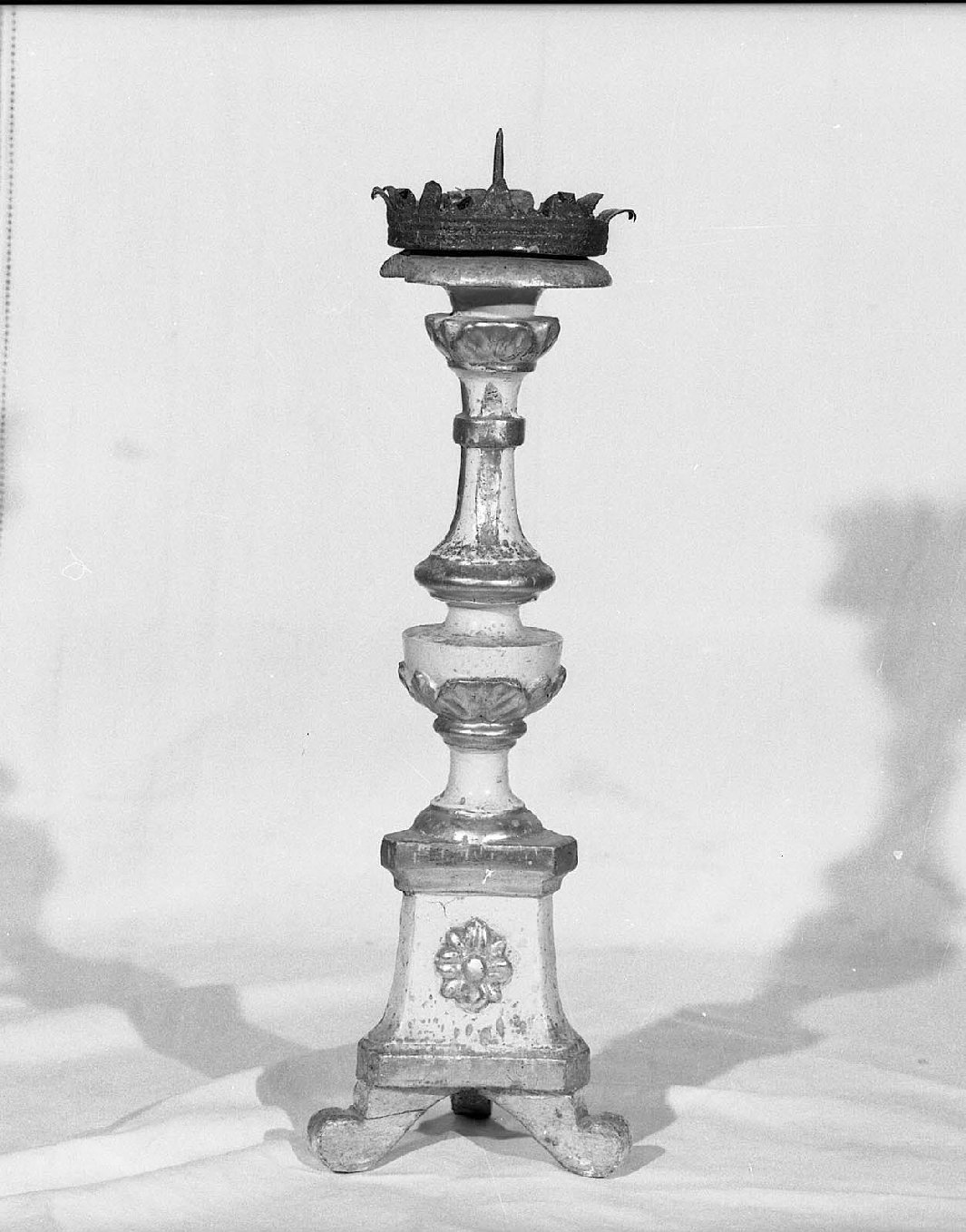 candeliere d'altare, coppia - bottega toscana (sec. XVIII)