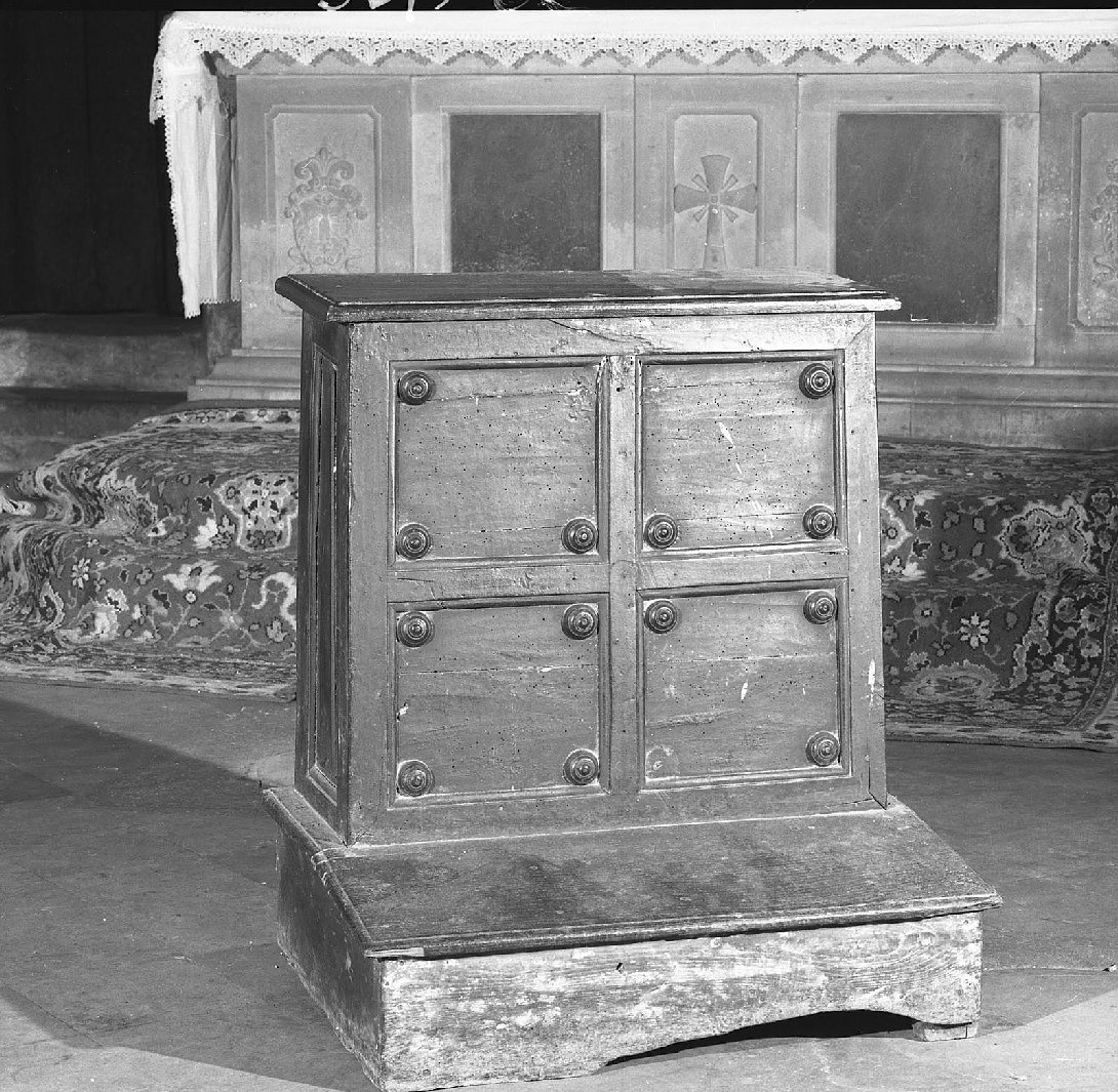inginocchiatoio, opera isolata - bottega toscana (sec. XVII)