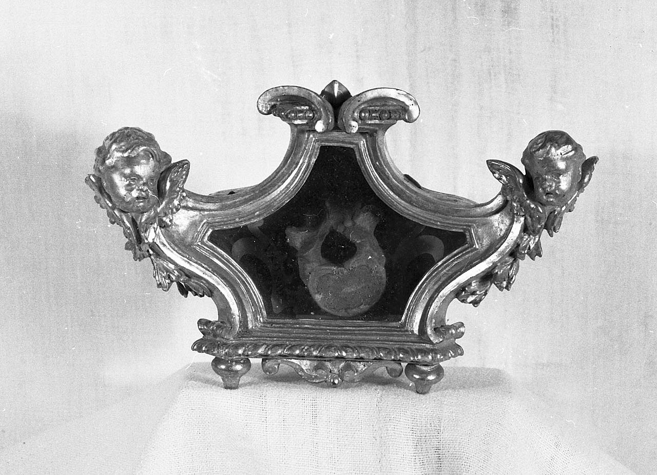 reliquiario a teca - a urna, coppia - bottega italiana (fine/inizio secc. XVII/ XVIII)