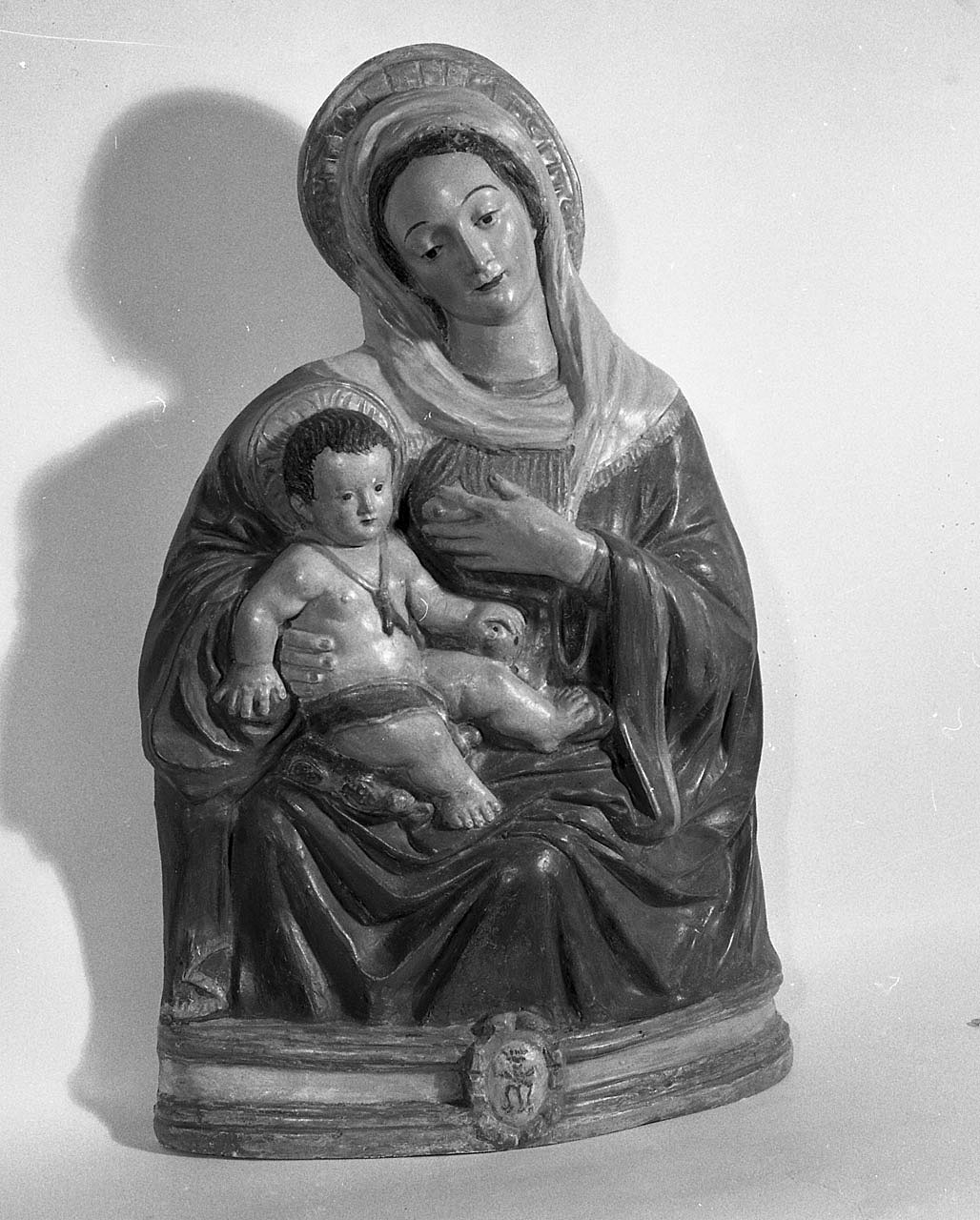 Madonna del Latte (scultura, opera isolata) - bottega toscana (sec. XV)