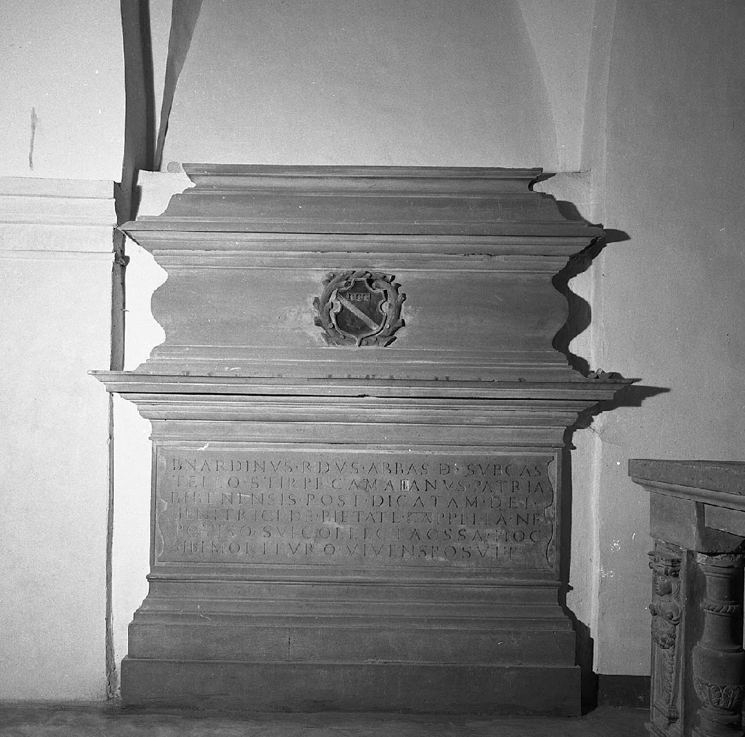 monumento funebre, opera isolata - bottega toscana (sec. XVI)