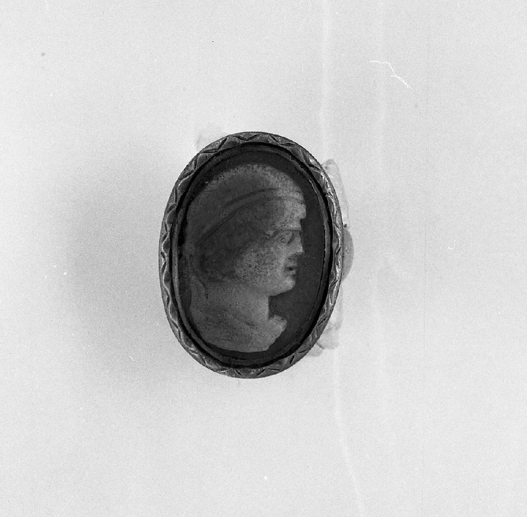 busto di giovane (cammeo, opera isolata) - bottega italiana (sec. XVIII)